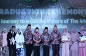 SISWA MTsN 2 KOTA BANJARMASIN MEMBANGUN KONGLUMERASI