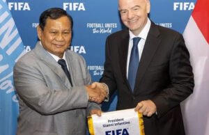 Gianni Infantino Bertemu Prabowo di Paris, Bahas Kerja Sama FIFA dan Indonesia