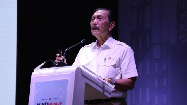 menteri-koordinator-bidang-kemaritiman-dan-investasi-menko-marves-luhut-binsar-pandjaitan-menyampikan-pemaparan-saat-keynote-s-7_169