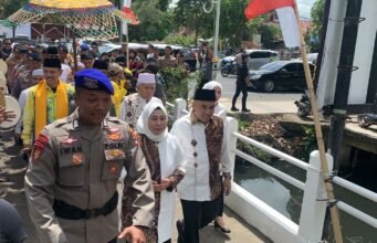 Pasangan Calon Gubernur Acil Odah Dan Wakil Gubernur Haji Zanie Daftar ke KPU Kalsel