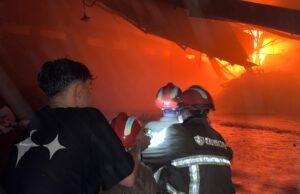 Kebakaran Hebat Landa Kawasan Belitung, Relawan Damkar Meninggal Dalam Kebakaran Gudang di Banjarmasin