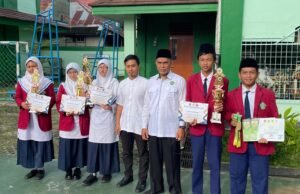 Borong Piala! MTsN 2 Kota Banjarmasin Raih Kejuaraan Drum Band Terbuka dan Kejuaraan Karate Inkai Binpres Tanah Bumbu 2024 tingkat provinsi Kalimantan Selatan