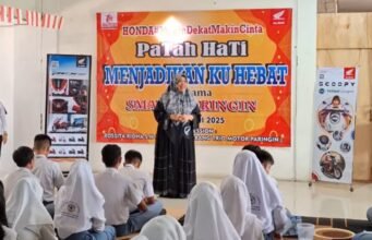 Trio Motor Paringin Gelar Seminar: Patah Hati Menjadikan Ku Hebat, Bersama Siswa SMAN 2 Paringin Trio Motor Paringin Gelar Seminar: Patah Hati Menjadikan Ku Hebat, Bersama Siswa SMAN 2 Paringin. Foto dok PT Trio Motor