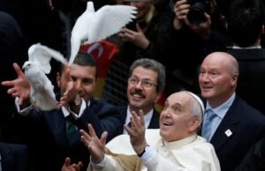 NU dan Muhammadiyah Sampaikan Duka Cita atas Wafatnya Paus Fransiskus