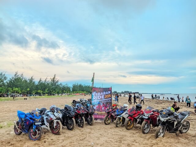 Komunitas CBR Banjarmasin kembali menunjukkan eksistensinya sebagai komunitas motor yang solid dan aktif melalui kegiatan Ride to Pantai Batakan Baru. Foto Dok Pt Trio Motor