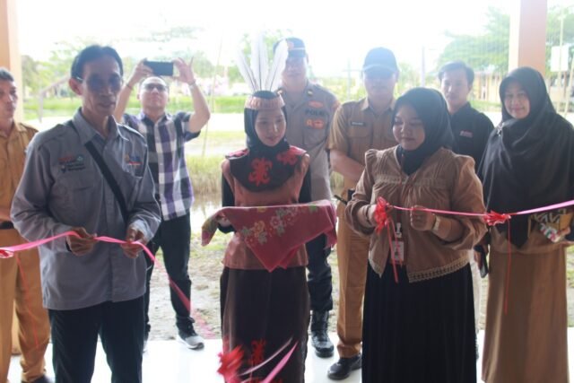 Tingkatkan Kompetensi Siswa, PT Trio Motor Resmikan Kerja Sama Vokasi dengan SMKN 1 Kapuas Murung. Foto Dok Trio Motor