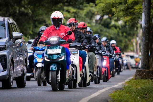 PT Trio Motor terus berkomitmen mengedukasi masyarakat tentang pentingnya keselamatan berkendara. Foto Dok Trio Motor