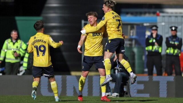 Oxford United merekrut dua pemain Timnas Indonesia, Marselino Ferdinan dan Ole Romeny. (Dok. Oxford United)