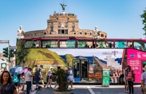 “Wonderful Indonesia” Gaungkan Pariwisata Otentik di Berlin dan Roma Sepanjang Juli 2025