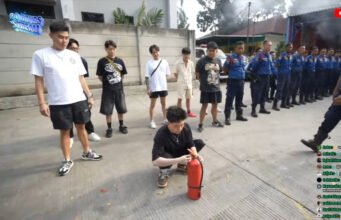 Rich Brian Diuji Jadi Damkar! Bareng AAA Clan, Latihan Padamkan Api Sampai Tangani Ular