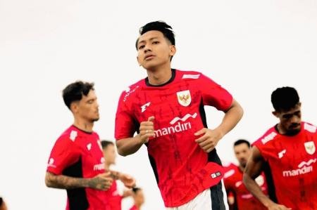 Dua andalan Persib Bandung, Marc Klok dan Beckham Putra Nugraha, resmi dipanggil untuk memperkuat Timnas Indonesia dalam laga FIFA Matchday(Foto: Instagram @beckham_put7) Dua andalan Persib Bandung, Marc Klok dan Beckham Putra Nugraha, resmi dipanggil untuk memperkuat Timnas Indonesia dalam laga FIFA Matchday(Foto: Instagram @beckham_put7)
