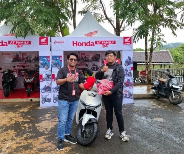 Dari Hiburan hingga Test Ride Motor Listrik, Honda AT Family Day Sukses Gaet Antusiasme Pengunjung. Foto Dok Trio Motor Dari Hiburan hingga Test Ride Motor Listrik, Honda AT Family Day Sukses Gaet Antusiasme Pengunjung. Foto Dok Trio Motor