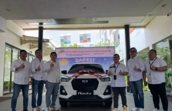 Daihatsu DAIFEST 2025: Tutup Tahun dengan Hadiah 9 Mobil Baru dan Ratusan Bonus! Astra Daihatsu Banjarmasin menggelar kegiatan Media Gathering bertajuk “Daihatsu End Year Festival (DAIFEST) 2025”. Foto-Istimewa