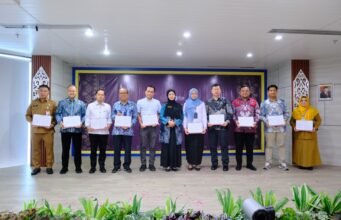 Kanwil DJP Kalselteng Gelar Forum Konsultasi Publik dan Luncurkan Piagam Wajib Pajak 2025 Kanwil DJP Kalselteng Gelar Forum Konsultasi Publik dan Luncurkan Piagam Wajib Pajak 2025. Foto Dok Istimewa