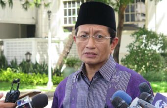 Menag Nasaruddin Umar: Semua Tindakan yang Bertentangan dengan Moralitas Harus Jadi Musuh Bersama Menteri Agama Nasaruddin Umar merespons geger aksi Gus Elham ciumi anak perempuan. CNN Indonesia/Christie Stefanie