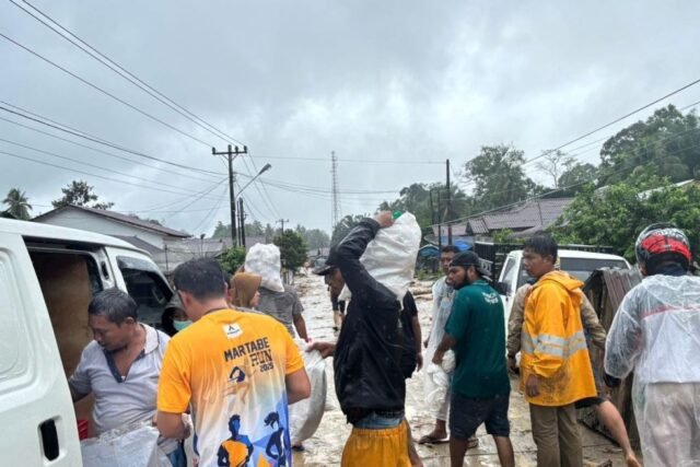 ribuan Paket Makanan Bergizi Dialihkan untuk Korban Banjir di Sumatra Utara dan Sumatra Barat