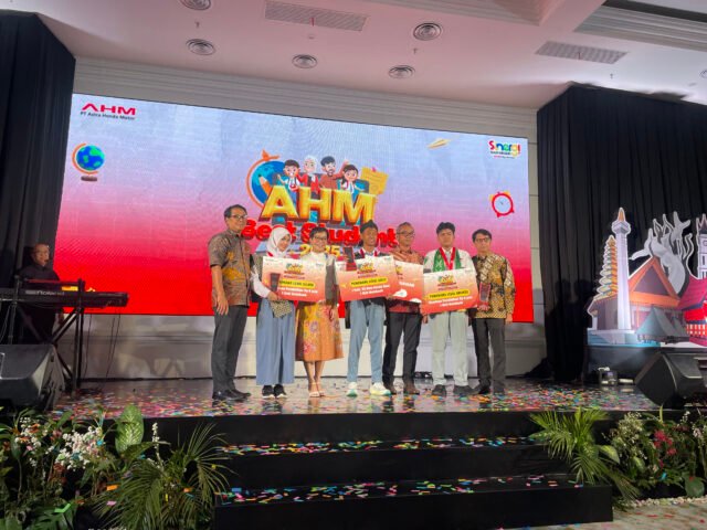 Trio Motor Bawa Siswa SMAN 7 Banjarmasin Raih Juara Nasional AHM Best Student 2025. Foto Dok Istimewa