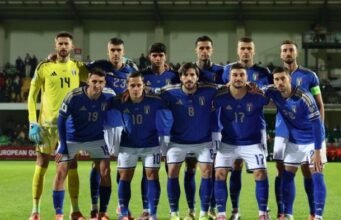 Italia Terancam Gagal Lolos Langsung ke Piala Dunia 2026, Butuh Menang 9-0 atas Norwegia Kesebelasan Timnas Italia melakukan foto bersama sebelum melawan Moldova pada pertandingan matchday ke-9 Grup I Kualifikasi Piala Dunia 2026 zona Eropa, Jumat (14/11/2025) dini hari WIB. Daftar 105 negara yang sudah dipastikan gagal lolos ke putaran final Piala Dunia 2026.
