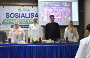 Banjarmasin Barat Gelar Sosialisasi Penanganan Sampah 2025, Wawali: “Ini Fase Krusial, Harus Bergerak Bareng!” Wakil Wali Kota Banjarmasin Hj. Ananda Sosialisasi Penanganan Sampah Tahun 2025. Foto Dok Istimewa