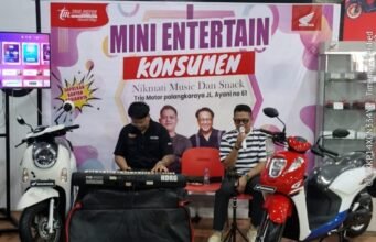 Showroom Event Mini Entertain Ramaikan Trio Motor Palangkaraya Showroom Event Mini Entertain Ramaikan Trio Motor Palangkaraya