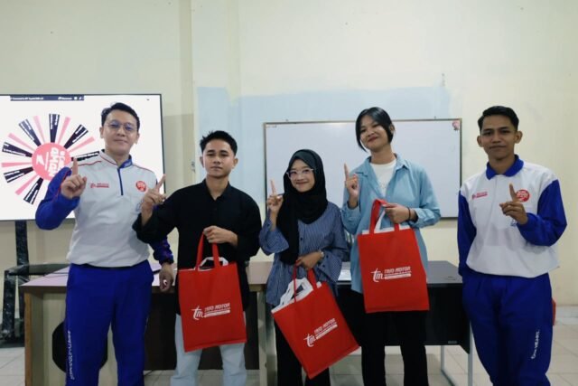 PT Trio Motor Edukasi Safety Riding Bersama BEM FEKON Universitas Lambung Mangkurat