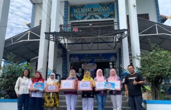 Yamaha Nge-Grebek Banjarmasin Tengah kembali hadir dan sukses menyapa masyarakat Yamaha Nge-Grebek Banjarmasin Tengah kembali hadir dan sukses menyapa masyarakat