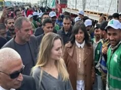Angelina Jolie Tinjau Rafah, Desak Akses Bantuan Gaza Dibuka Angelina Jolie mengunjungi perbatasan Rafah di Mesir
