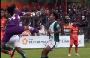 Liga 4 Kembali Tercoreng: Aksi Kungfu Raihan Alfariq Bikin Rizal Terluka Liga 4 Kembali Tercoreng: Aksi Kungfu Raihan Alfariq Bikin Rizal Terluka