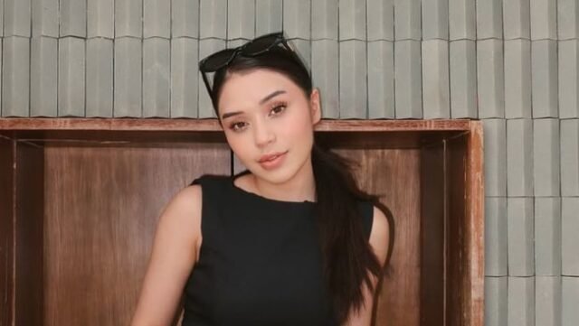 Lula Lahfah meninggal dunia pada Jumat (23/1). (Tangkapan layar instagram @lulalahfah)