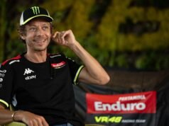 Momen Bersejarah! Valentino Rossi Akhirnya Jajal Sirkuit Mandalika untuk Pertama Kali Valentino Rossi Jajal Sirkuit Mandalika 2026