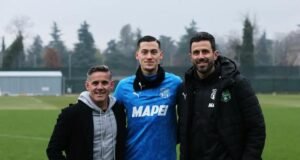 John Herdman Kunjungi Jay Idzes di Sassuolo dan Temui Fabio Grosso John Herdman Pantau Jay Idzes di Sassuolo: Misi Diaspora Eropa