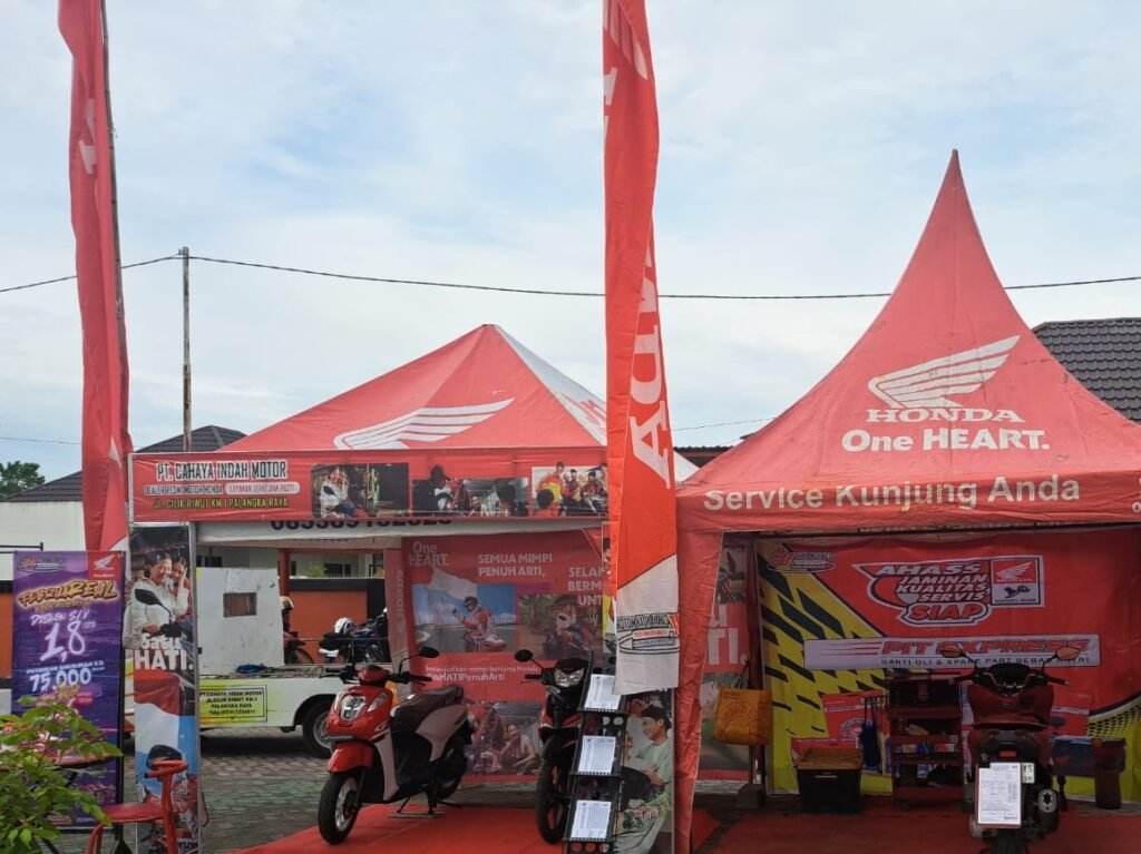 Karyawan dan Warga Antusias Manfaatkan Service dan Promo Honda di Lokasi Acara. Foto Dok Istimewa