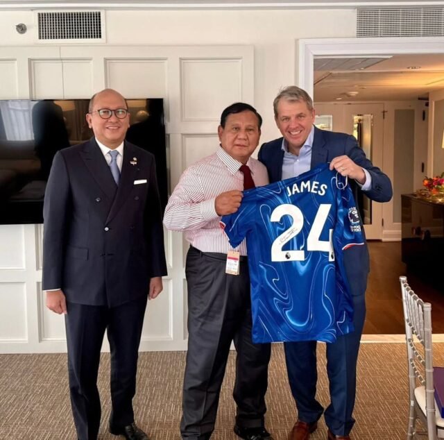 Perkuat Ekonomi, Presiden Prabowo Bertemu 12 Raksasa Investasi Amerika Serikat dan Pemilik Chelsea Perkuat Ekonomi, Presiden Prabowo Bertemu 12 Raksasa Investasi Amerika Serikat dan Pemilik Chelsea