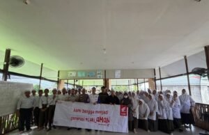 Honda Trio Motor Edukasi Santri Ponpes Al Hikmah, Tanamkan Budaya #Cari_Aman Sejak Dini Honda Trio Motor Edukasi Santri Ponpes Al Hikmah, Tanamkan Budaya #Cari_Aman Sejak Dini. Foto Dok Trio Motor