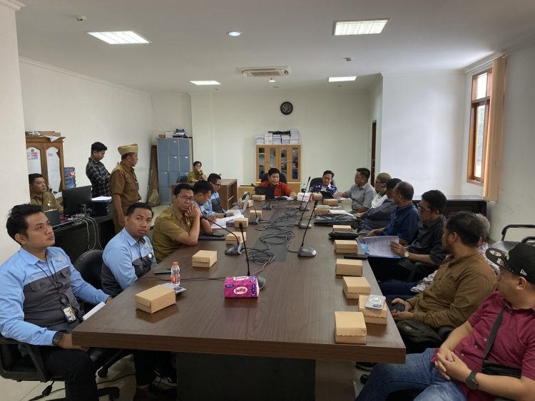 RDP: DPRD Kota Banjarmasin menggelar rapat dengar pendapat (RDP) terkait pengelolaan sewa pasar bersama Perumda Pasar dan Pedagang Pasar Sentra Antasari Banjarmasin