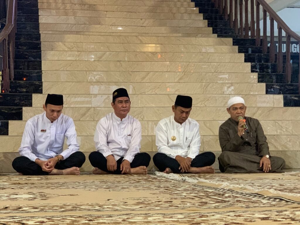 Wali Kota Banjarmasin Muhammad Yamin HR Buka Puasa Bersama PWI Kalsel di Pendopo Balai Kota. Foto Dok istimewa