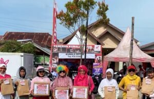 Honda Kumala Motor Palangkaraya Gelar Zumba Pink Party, Dorong Gaya Hidup Sehat Honda Kumala Motor Palangkaraya Gelar Zumba Pink Party, Dorong Gaya Hidup Sehat. Foto Dok Istimewa