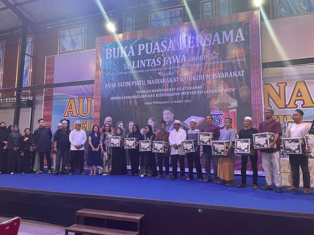 Ratusan Warga Hadiri Buka Puasa di Kediaman Saut Samosir. Foto Dok Istimewa