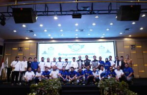 Wali Kota Yamin Ajak IMBI Kalsel ‘Ngegas’ Perangi Sampah: Hobi Jalan, Lingkungan Tetap Terjaga Wali Kota Banjarmasin H. Muhammad Yamin HR Hadiri Bukber IMBI Kalsel. Foto Dok Istimewa