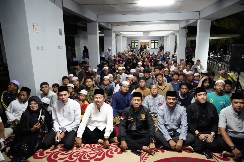 Wali Kota Yamin Serap Aspirasi Warga Rusun Saat Sahur On The Road. Foto Dok Istimewa