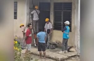 Miris! Jarang Isi Token Karena Irit Pemakaian, Meteran Listrik Pasangan Lansia di Nias Ini Malah Dicabut Petugas Kisah pasangan lansia di Nias viral setelah meteran listrik rumah mereka dicabut karena jarang membeli token listrik. (IG @folkkonoha)