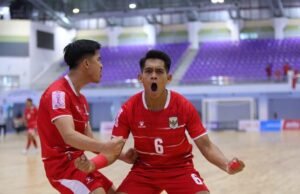 Timnas Futsal Indonesia Tundukkan Australia 3-2, Sempurna ke Semifinal sebagai Juara Grup B Selebrasi pemain Timnas Futsal Indonesia, Andres Dwi Persada Putra usai membobol gawang Australia dalam laga terakhir Grup B Piala AFF Futsal 2026 di Nonthaburi Hall, Bangkok, Thailand, Rabu (8/4/2026). (Dok. FFI)