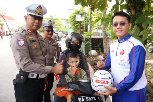 Honda Trio Motor Edukasi Orang Tua: Bonceng Anak Harus #Cari_Aman, Bukan Asal Jalan Honda Trio Motor Edukasi Orang Tua: Bonceng Anak Harus #Cari_Aman, Bukan Asal Jalan