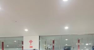 Rayakan Semangat Kartini, Honda Trio Motor Perintis Hadirkan Nuansa Kebaya dan Berbagi Cokelat untuk Pengunjung Rayakan Semangat Kartini, Honda Trio Motor Perintis Hadirkan Nuansa Kebaya dan Berbagi Cokelat untuk Pengunjung. Foto Dok Istimewa