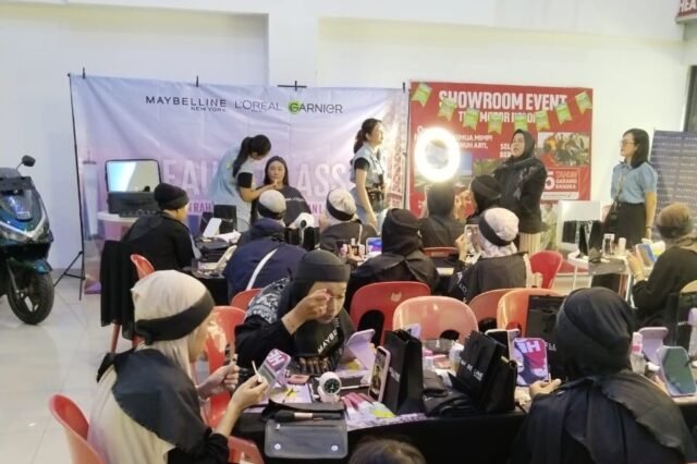 Honda Trio Motor Kolonel Gelar Beauty Class “Get Ready to Glow”, Dorong Konsumen Tampil Percaya Diri. Foto Dok Istimewa