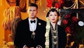 Justin Hubner dan Jennifer Coppen Pamer Foto Prewedding Adat Jawa, Netizen Ikut Berbahagia Prewedding Justin Hubner dan Jennifer Coppen mengusung konsep adat Jawa (Instagram)