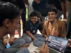 Detik-Detik Haru Pengumuman SNBP 2026 Viral, Satu Kelas Bangga Temannya Lolos Seleksi Detik-Detik Haru Pengumuman SNBP 2026 Viral, Satu Kelas Temani Temannya Lolos Seleksi