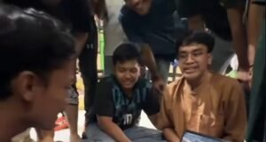 Detik-Detik Haru Pengumuman SNBP 2026 Viral, Satu Kelas Bangga Temannya Lolos Seleksi Detik-Detik Haru Pengumuman SNBP 2026 Viral, Satu Kelas Temani Temannya Lolos Seleksi