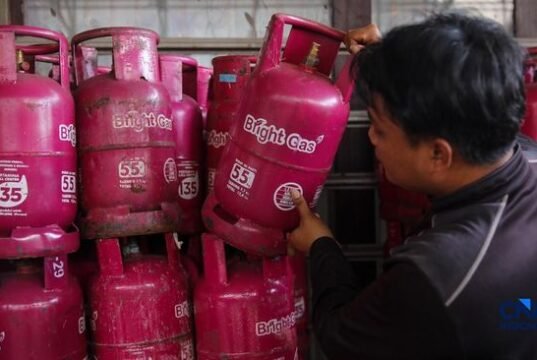 Harga LPG Pink di HST Melonjak, 5,5 Kg Tembus Rp135 Ribu akibat Distribusi Terganggu Harga LPG Pink di HST Melonjak, 5,5 Kg Tembus Rp135 Ribu akibat Distribusi Terganggu
