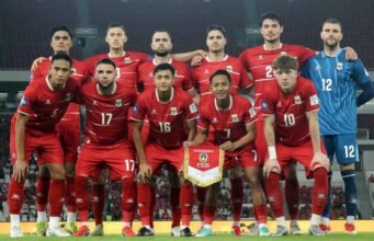PSSI Sediakan 35 Ribu Tiket Timnas Indonesia vs Oman dan Mozambik, Ribuan Lembar Sudah Terjual Pelatih asal Inggris itu berhasil mempersembahkan sebuah kemenangan meyakinkan untuk Timnas Indonesia. Tampak dalam foto, pemain Timnas Indonesia berfoto bersama jelang melawan Saint Kitts and Nevis pada ajang FIFA Series 2026 di Stadion Utama Gelora Bung Karno (SUGBK), Jumat (27/3/2026) malam WIB. (Bola.com/Abdul Aziz)